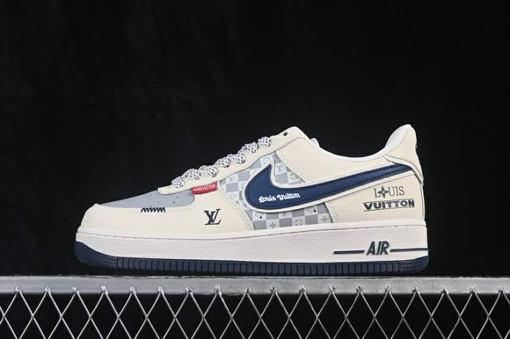 Picture of Air Force 1 _SKUfw24265443184952063fw